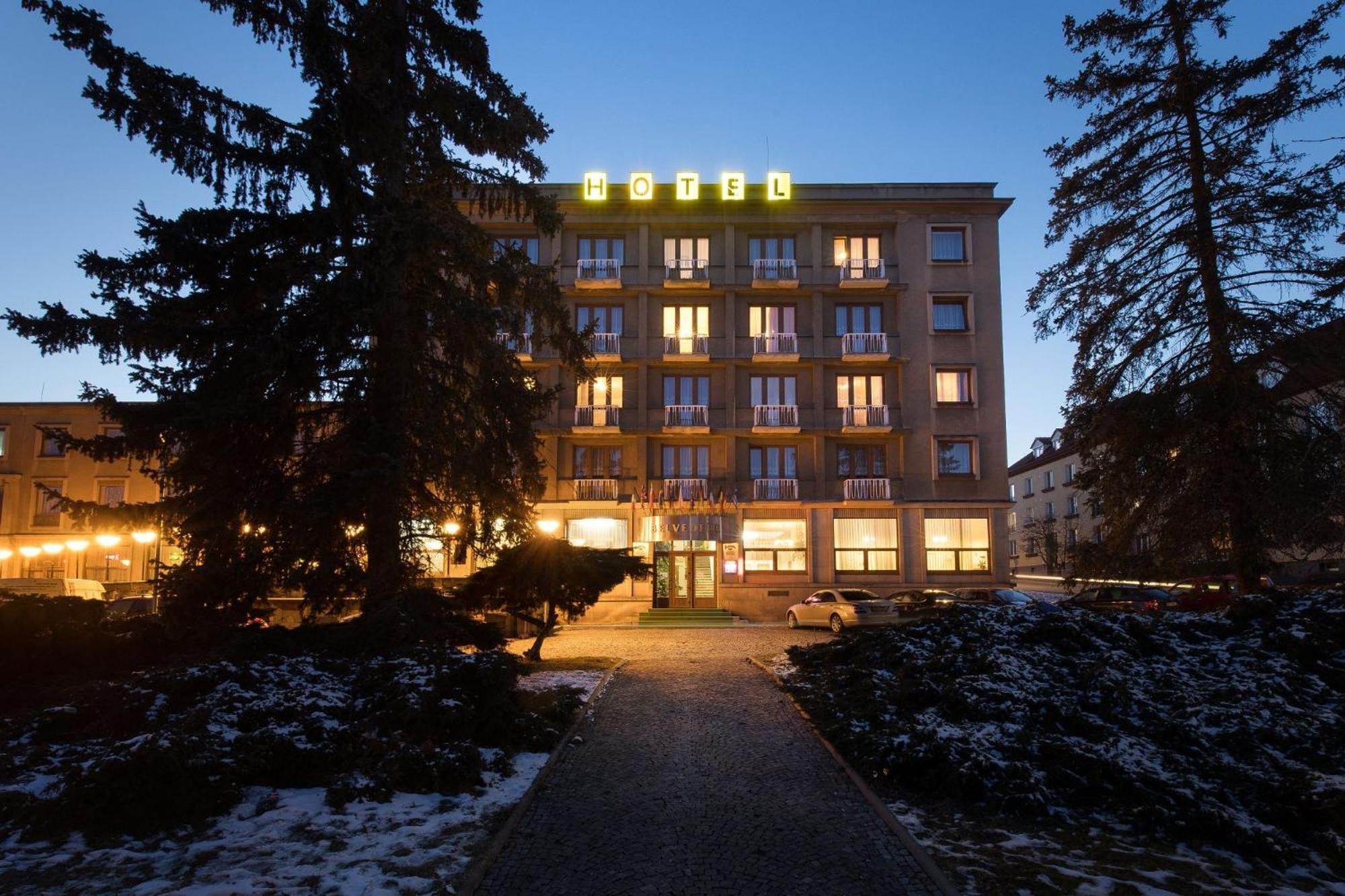 Hotel Belvedere Příbram エクステリア 写真
