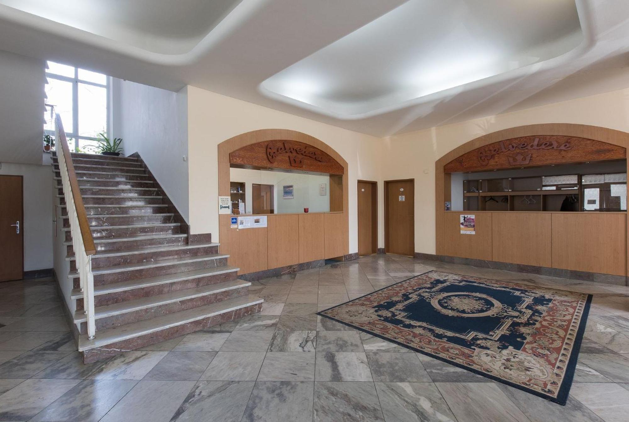 Hotel Belvedere Příbram エクステリア 写真